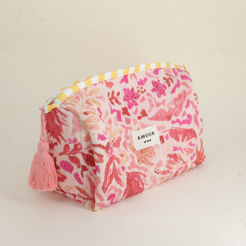 Grande trousse - jolis motifs et AMOUR avec 3 coeurs