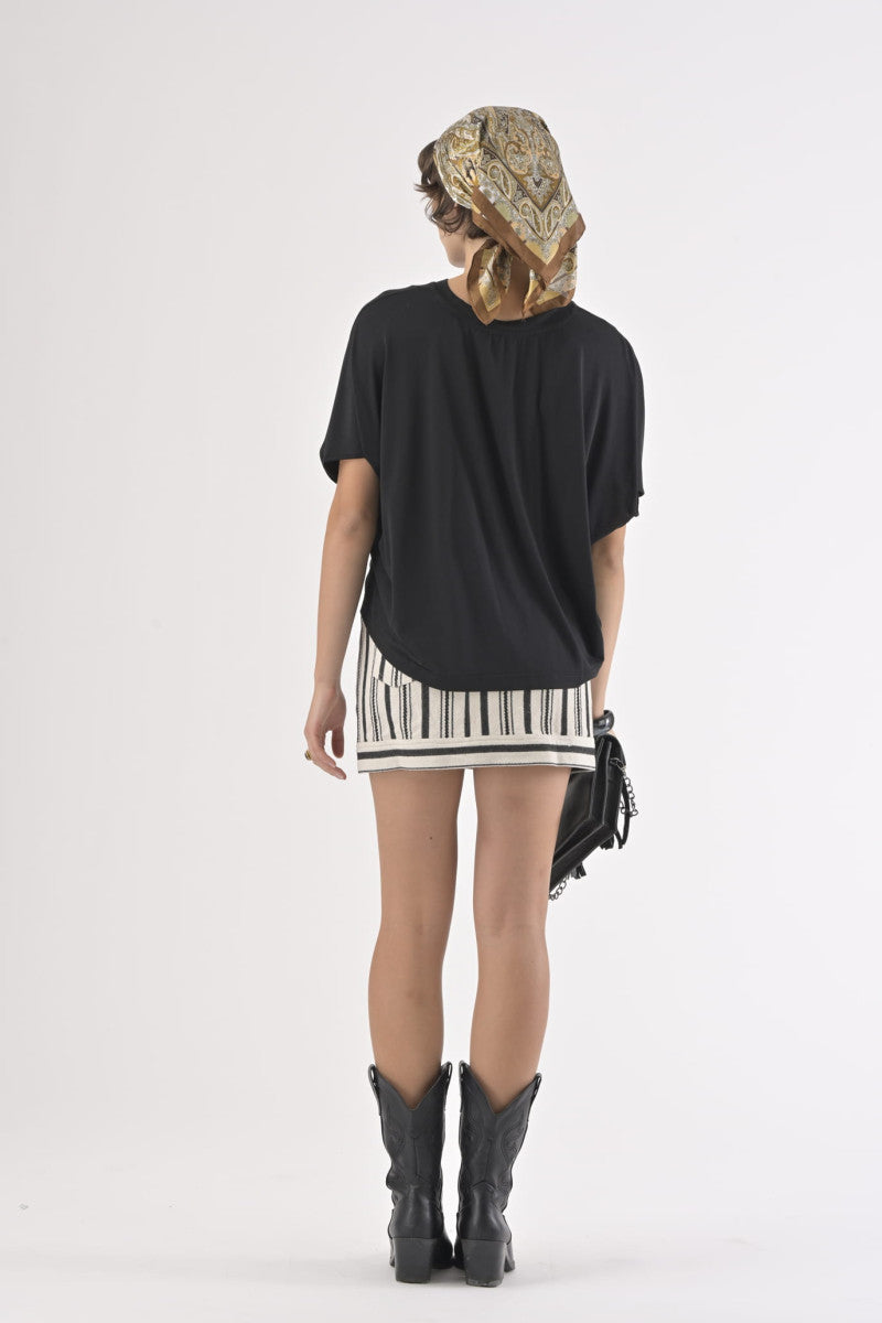 T-SHIRT AVA